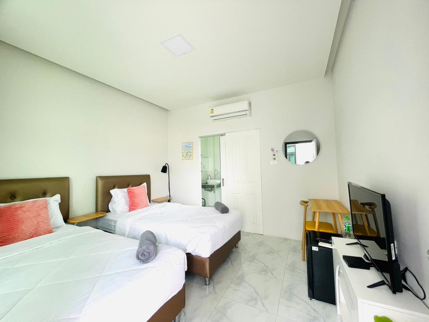 Sky View Home And Hostel Chiangmai Chiang Mai Exteriör bild