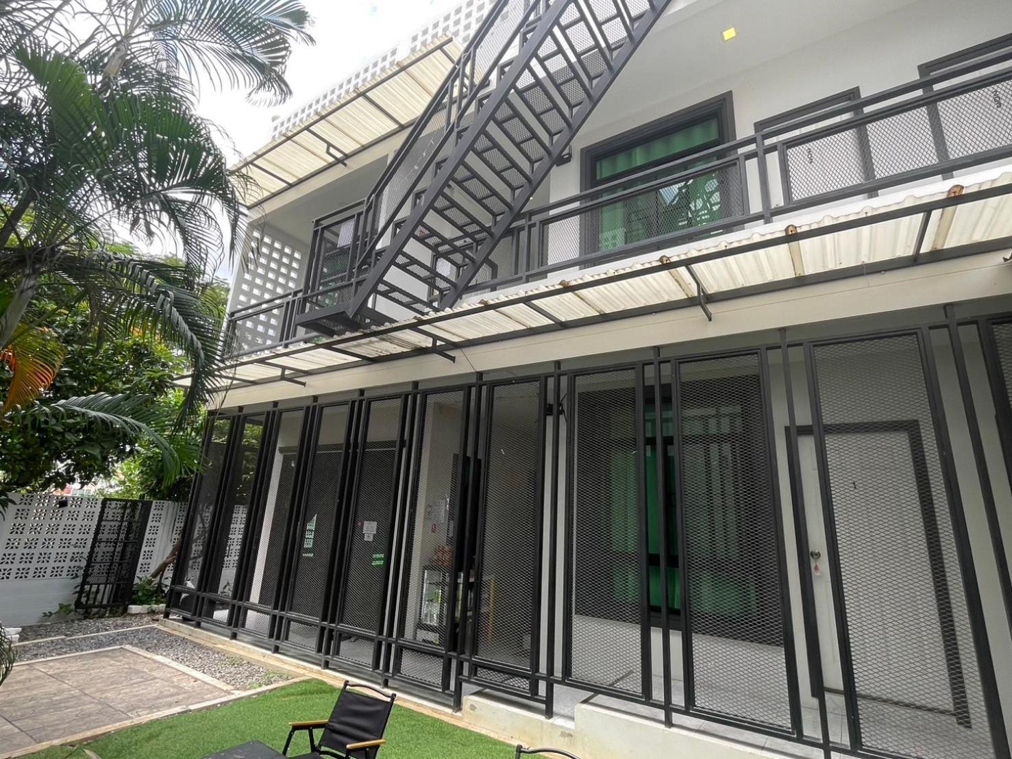 Sky View Home And Hostel Chiangmai Chiang Mai Exteriör bild